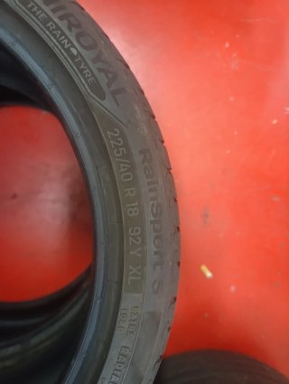 Neumáticos 225/40/18