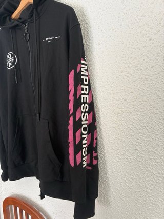 Sudadera Off-White con cremallera y capucha