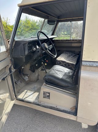 Land Rover Santana 88”