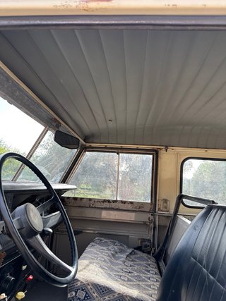 Land Rover Santana 88”