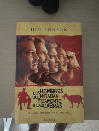 Los Hombres Que Miraban Fijamente a Las Cabras