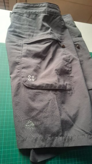 Bermuda Nike Gris Talla S