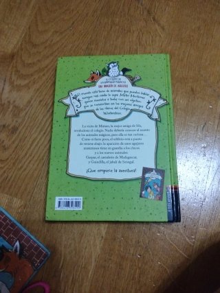 El colegio de los animales mágicos