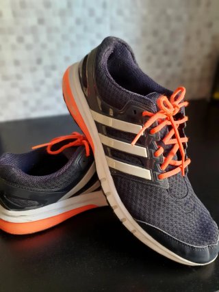 Zapatillas Adidas Galaxy Elite Negras Naranja.