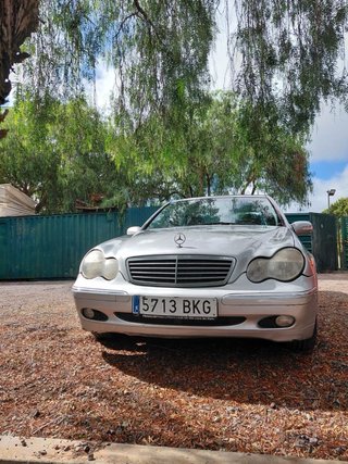 Mercedes-Benz Clase C 2001
