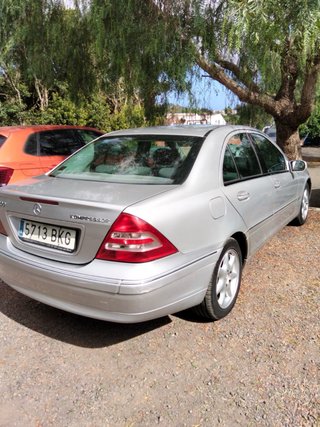 Mercedes-Benz Clase C 2001