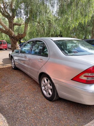 Mercedes-Benz Clase C 2001