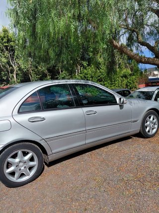 Mercedes-Benz Clase C 2001