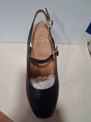 Zapatos Unisa esparto negros con cuña