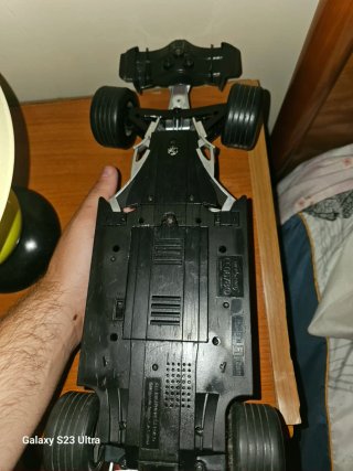Coche RC F1 McLaren Alonso 2008