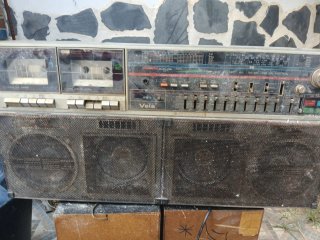 Amstrad altavoces y mesa de mezclas