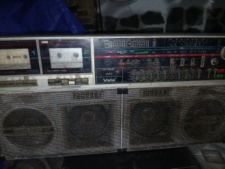 Amstrad altavoces y mesa de mezclas