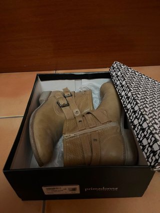 Botas marrones talla 38