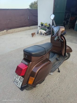 Vespa 125 Marrón - Vendo o Cambio