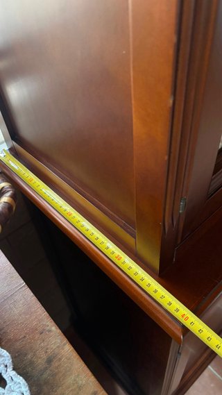 Vitrina de salón de madera y cristal Precio negoc