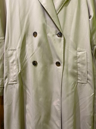 Gabardina larga Stradivarius beige Talla XS