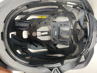 : Casco Oakley ARO3 Allroad MIPS Talla L