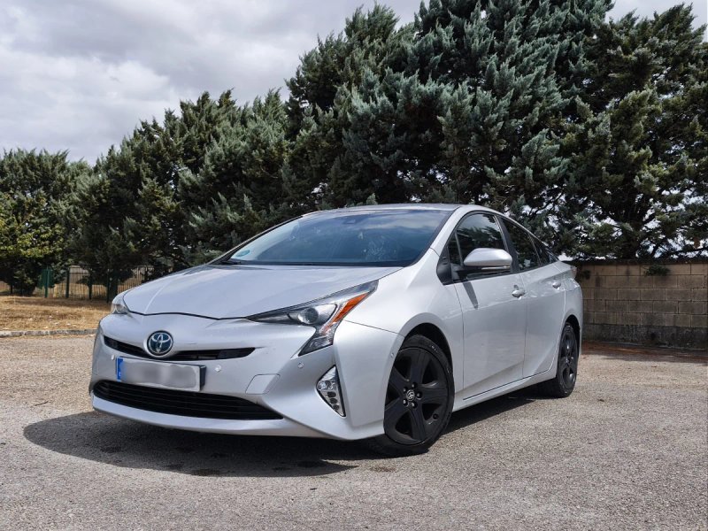 Toyota Prius 2017 - foto 1