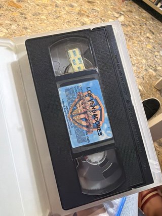 VHS Los Vengadores Salvando al Mundo con Estilo