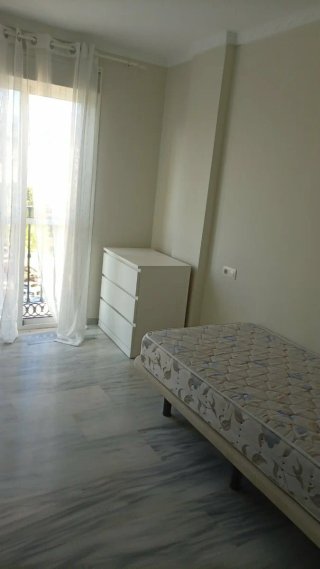 Piso de 3 dormitorios en alquiler