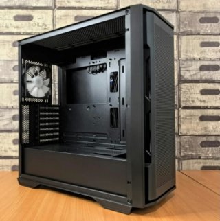 Caja PC Negra