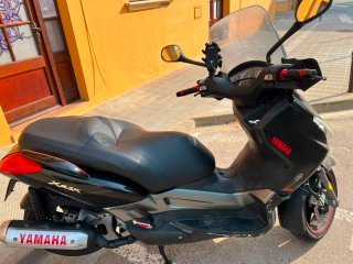 Yamaha X MAX 125cc Negra