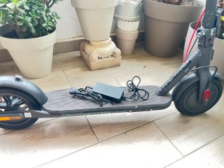 Patinete eléctrico casi nuevo