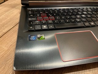 Acer Predator Helios 300 (PH315-51) - i7-8750H GTX
