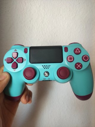 MANDO DE PLAY STATION 4 BERRY BLUE