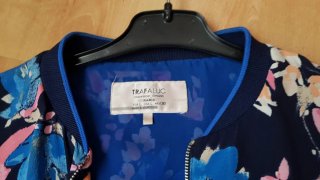 Chaqueta Bomber Estampada Zara Talla L