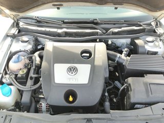 Volkswagen Golf 2004