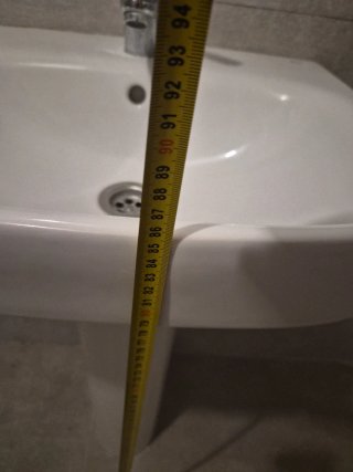 Lavabo Roca blanco con grifo Roca
