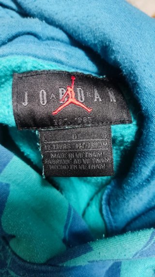 Sudadera Nike Air Jordan talla L(12-13años) 163