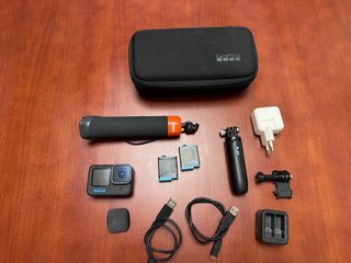 GoPro Hero 10 Black + Accesorios