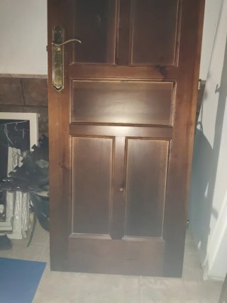 Puerta de madera interior de ancho 62 x alto 203