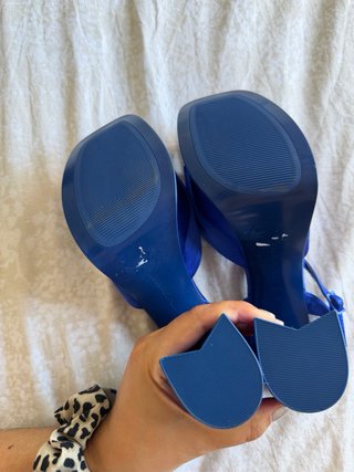 Sandalias plataforma Stradivarius azul 38
