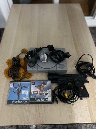 PlayStation 1 (PS1) Gris + Accesorios