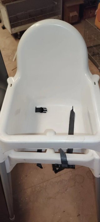 Silla de bebé blanca
