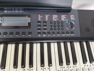 Teclado RockJam RJ461 con soporte y banqueta
