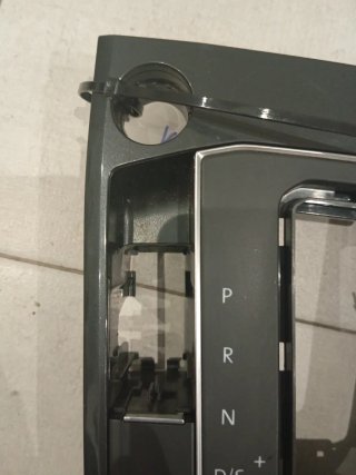 Moldura pomo VW Tiguan 5na 4motion
