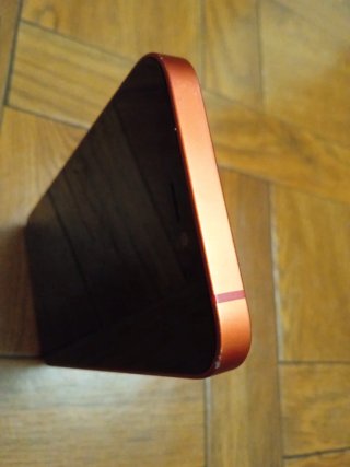 iPhone 12 mini rojo ideal para componentes.