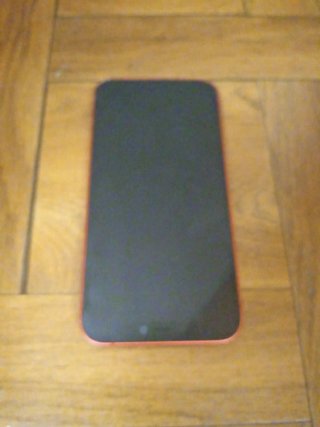 iPhone 12 mini rojo ideal para componentes.