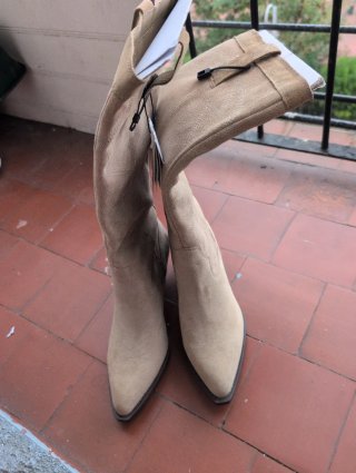 Botas altas estilo Cowboy beige