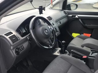 Volkswagen Touran 2011