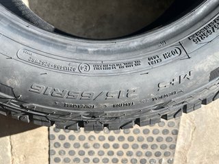 2 Neumaticos  para todoterreno.