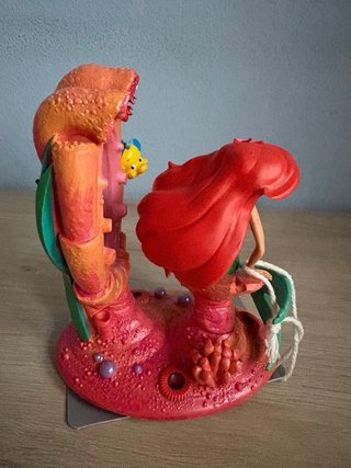 Figura Ariel con Espejo y Amigos