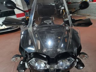 Triumph Explorer 1200 Negra