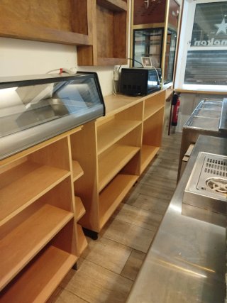 Estanterías de madera
