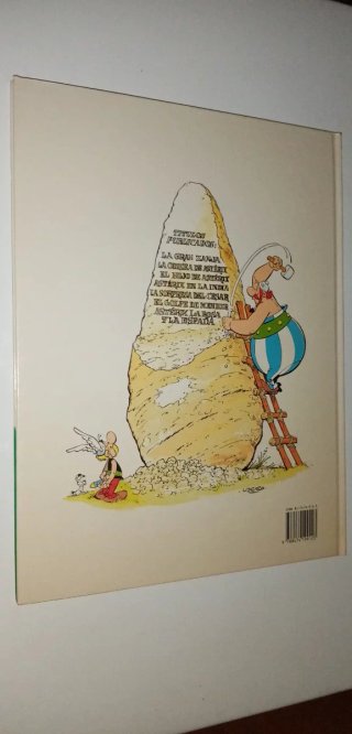 ASTERIX LA ROSA Y LA ESPADA