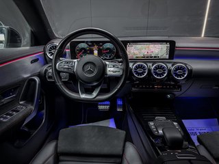 Mercedes-Benz Clase CLA AMG NIGHT SB